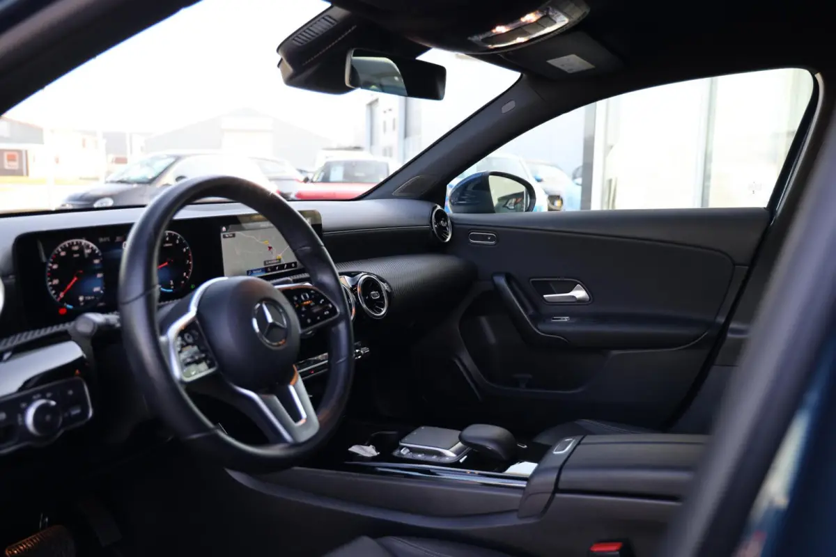 180 Business Solution AMG|Automaat|Camera|Stoelverw.|Navi|