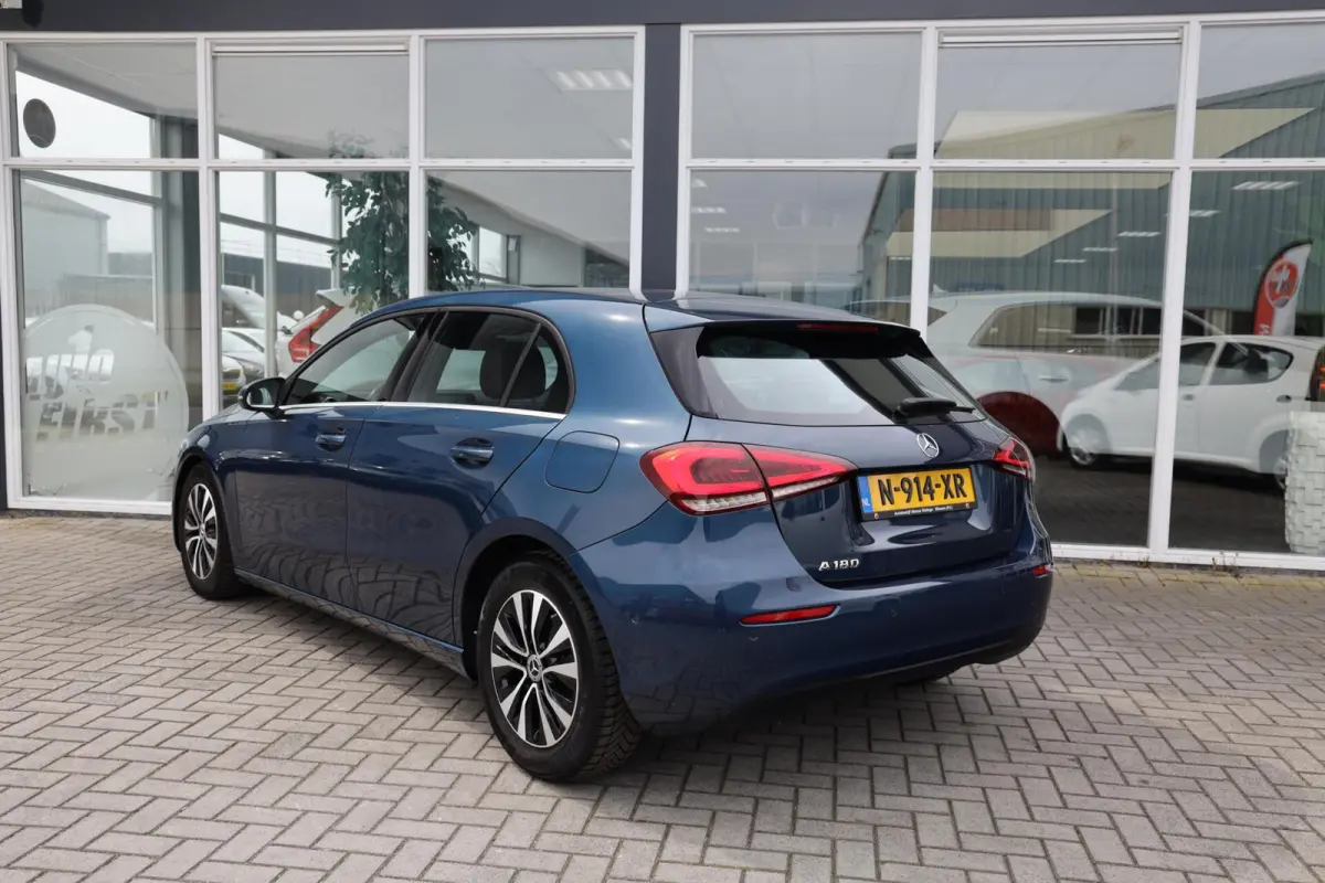 180 Business Solution AMG|Automaat|Camera|Stoelverw.|Navi|