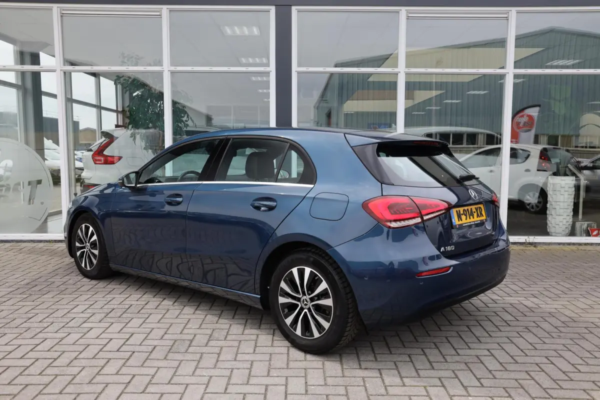 180 Business Solution AMG|Automaat|Camera|Stoelverw.|Navi|
