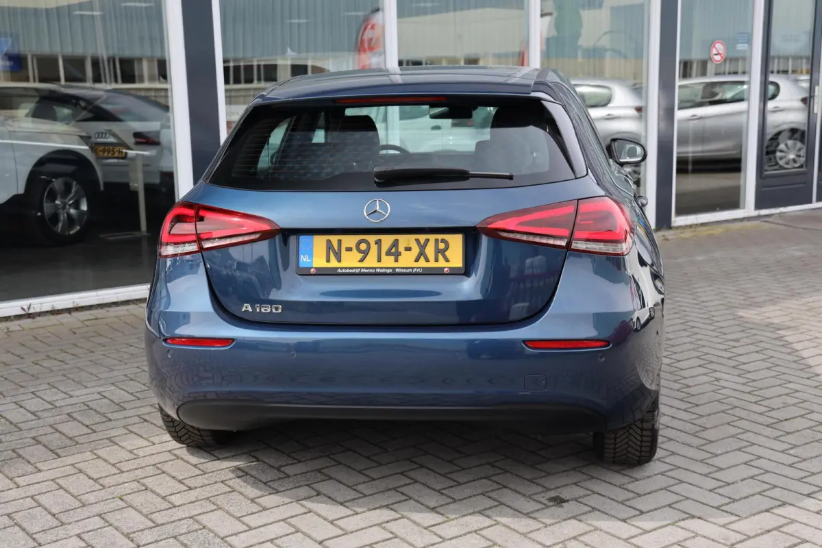 180 Business Solution AMG|Automaat|Camera|Stoelverw.|Navi|