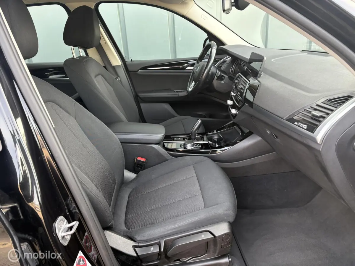 xDrive20d Executive Automaat - Navi - Cruise - Airco - APK