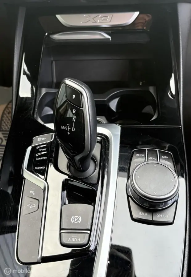 xDrive20d Executive Automaat - Navi - Cruise - Airco - APK