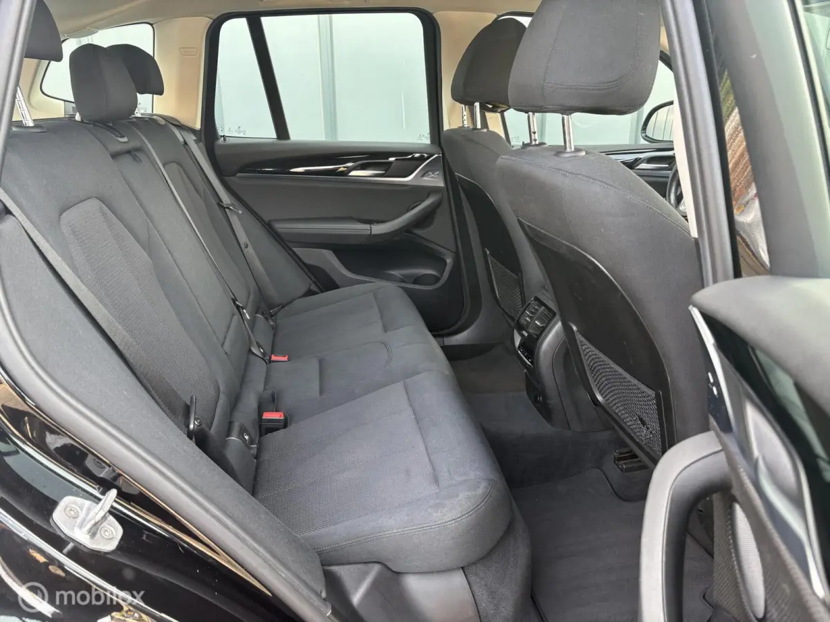 xDrive20d Executive Automaat - Navi - Cruise - Airco - APK