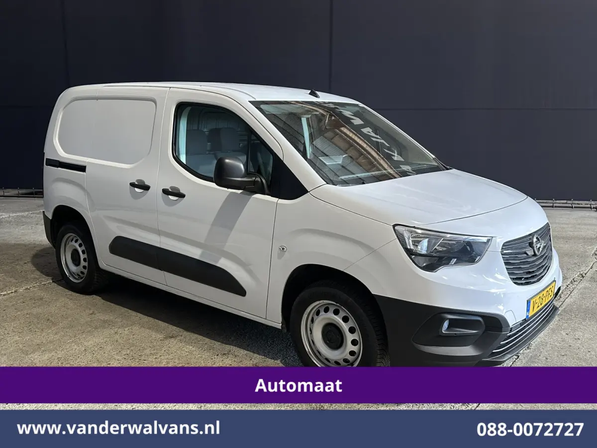 1.5D 131pk Automaat L1H1 Euro6 Airco | 3-Zits | Camera | Apple Carplay | Cruisecontrol Android Auto, Parkeersensoren, Bijrijdersbank
