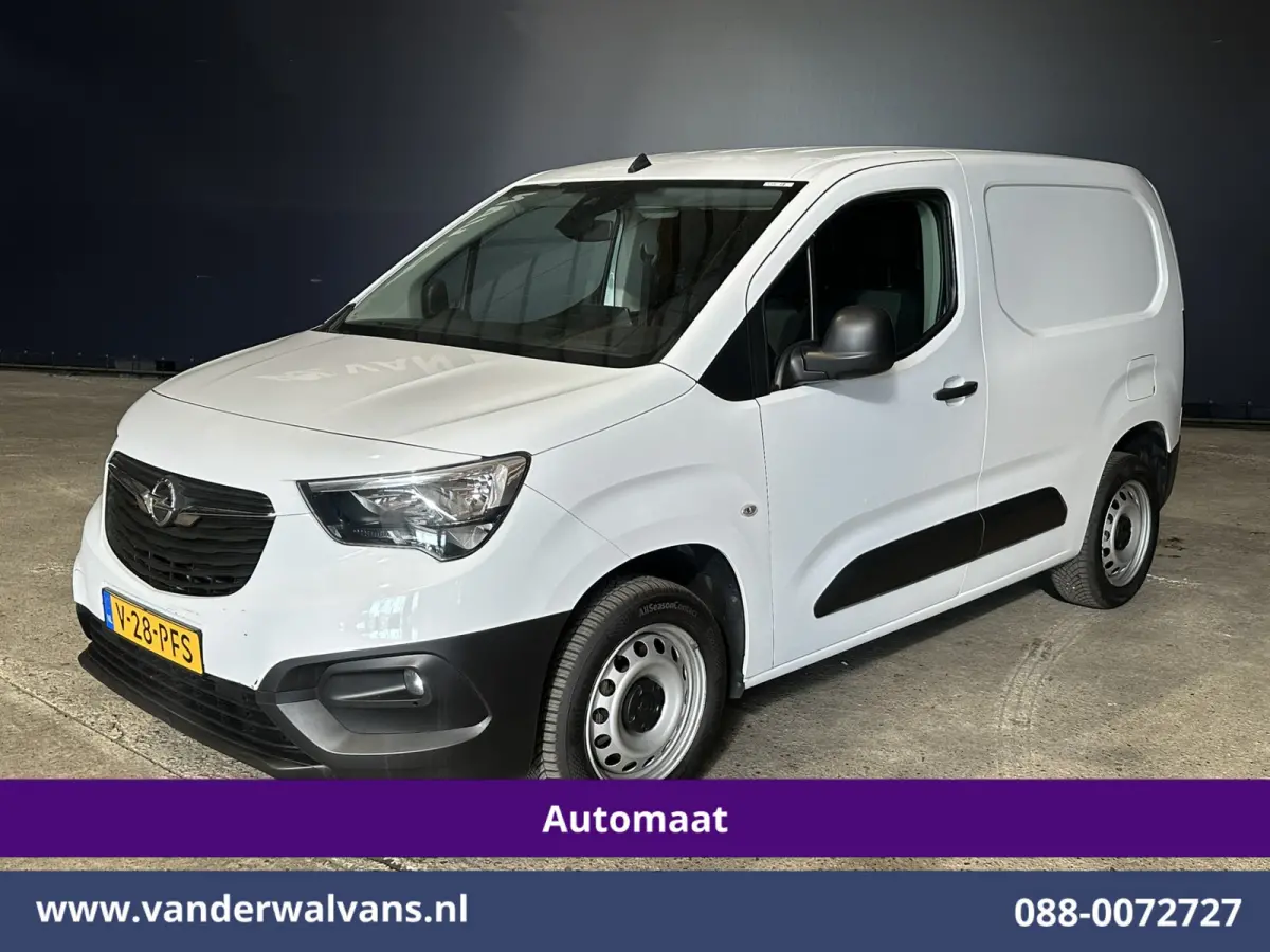 1.5D 131pk Automaat L1H1 Euro6 Airco | 3-Zits | Camera | Apple Carplay | Cruisecontrol Android Auto, Parkeersensoren, Bijrijdersbank