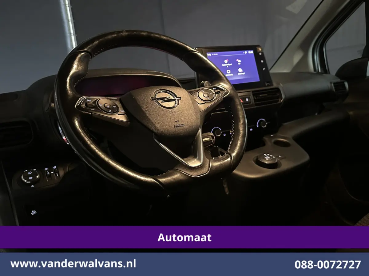 1.5D 131pk Automaat L1H1 Euro6 Airco | 3-Zits | Camera | Apple Carplay | Cruisecontrol Android Auto, Parkeersensoren, Bijrijdersbank