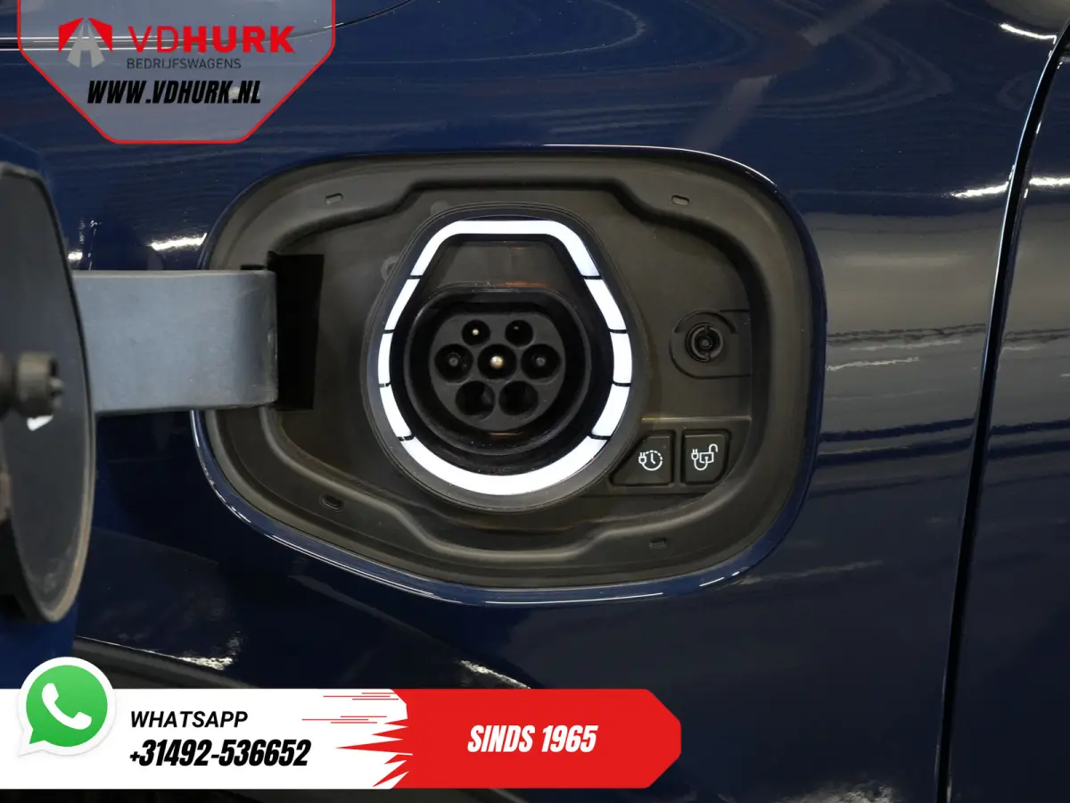 2.5 PHEV 225 pk Titanium LED/ Carplay/ Virtual Cockpit/ Elek.Trekhaak/ Navi/ Camera/ PDC/ Climate/ Keyless