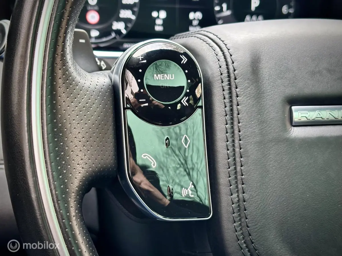 2.0 P300 AWD R-Dynamic. VOL OPTIES!