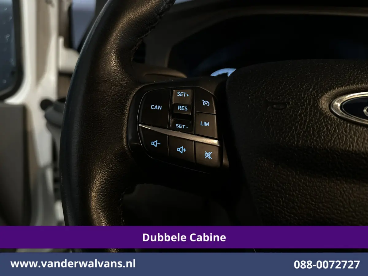 2.0 TDCI 170pk L2H1 Dubbele Cabine Euro6 Airco | 5-Zits | 2x Zijdeur | Camera | Navigatie | LED, Apple Carplay, Android Auto, Cruisecontrol, Verwarmde voorruit, Trekhaak, Parkeersensoren