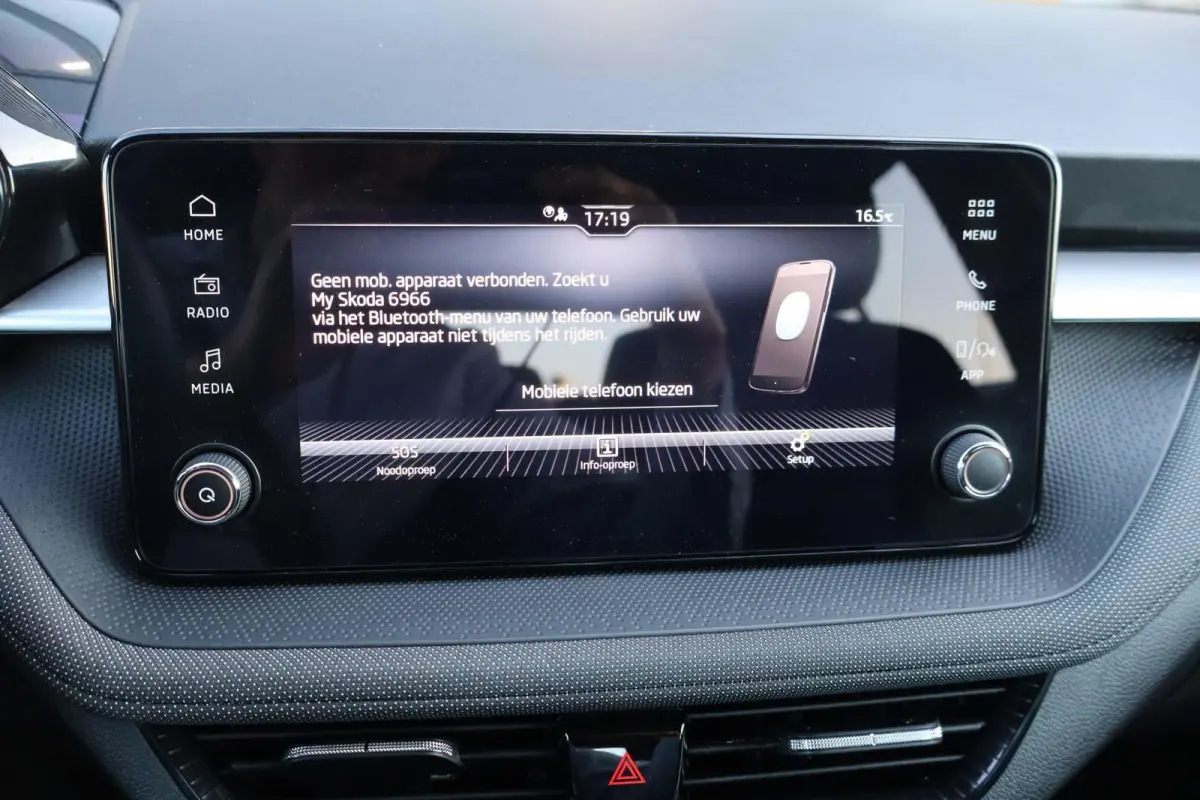 1.0 TSI 95pk Business Edition | Achteruitrijcamera | Cruise Control | Stoelverwarming