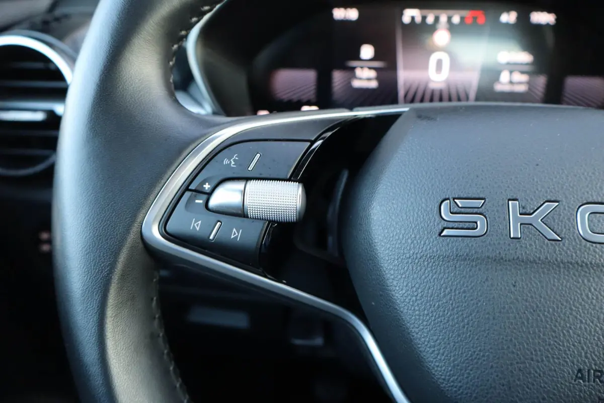1.0 TSI 95pk Business Edition | Achteruitrijcamera | Cruise Control | Stoelverwarming