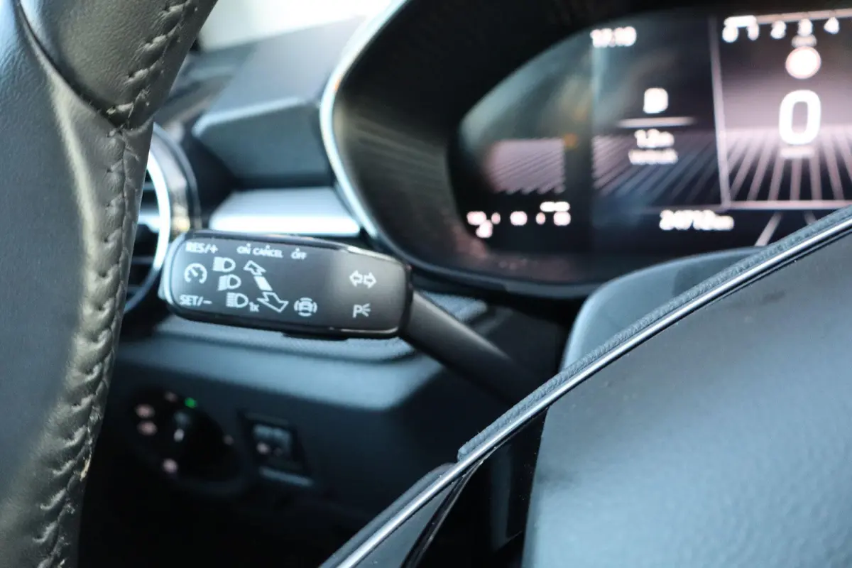 1.0 TSI 95pk Business Edition | Achteruitrijcamera | Cruise Control | Stoelverwarming