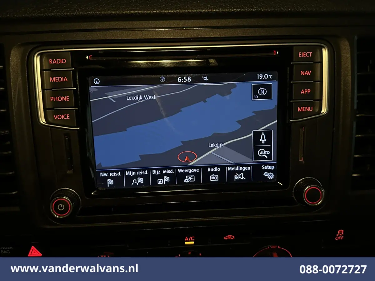 2.0 TDI 150pk L1H1 Euro6 Airco | Navigatie | Apple Carplay | Sidebars Android Auto, 2500kg trekvermogen