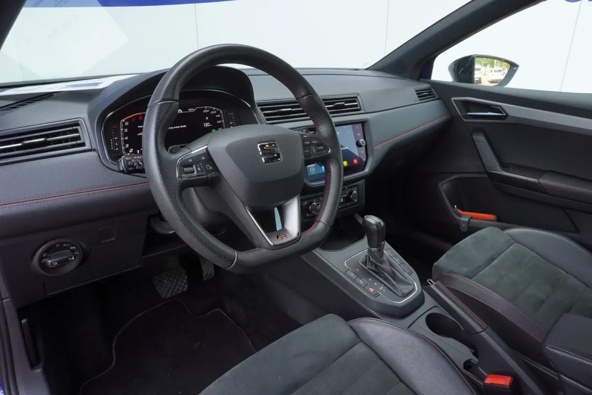 1.0 TSI 116PK FR Business Intense Plus+Leder+Vitrual+Navigatie+camera+stoel-verw+18"lmv = AUTOMAAT= SUPER !!