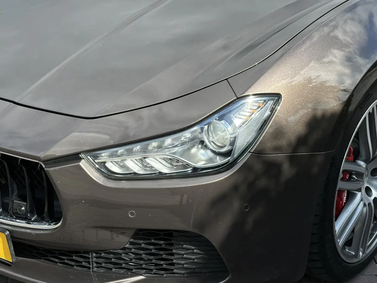 3.0 V6 D Leer Navi 20”