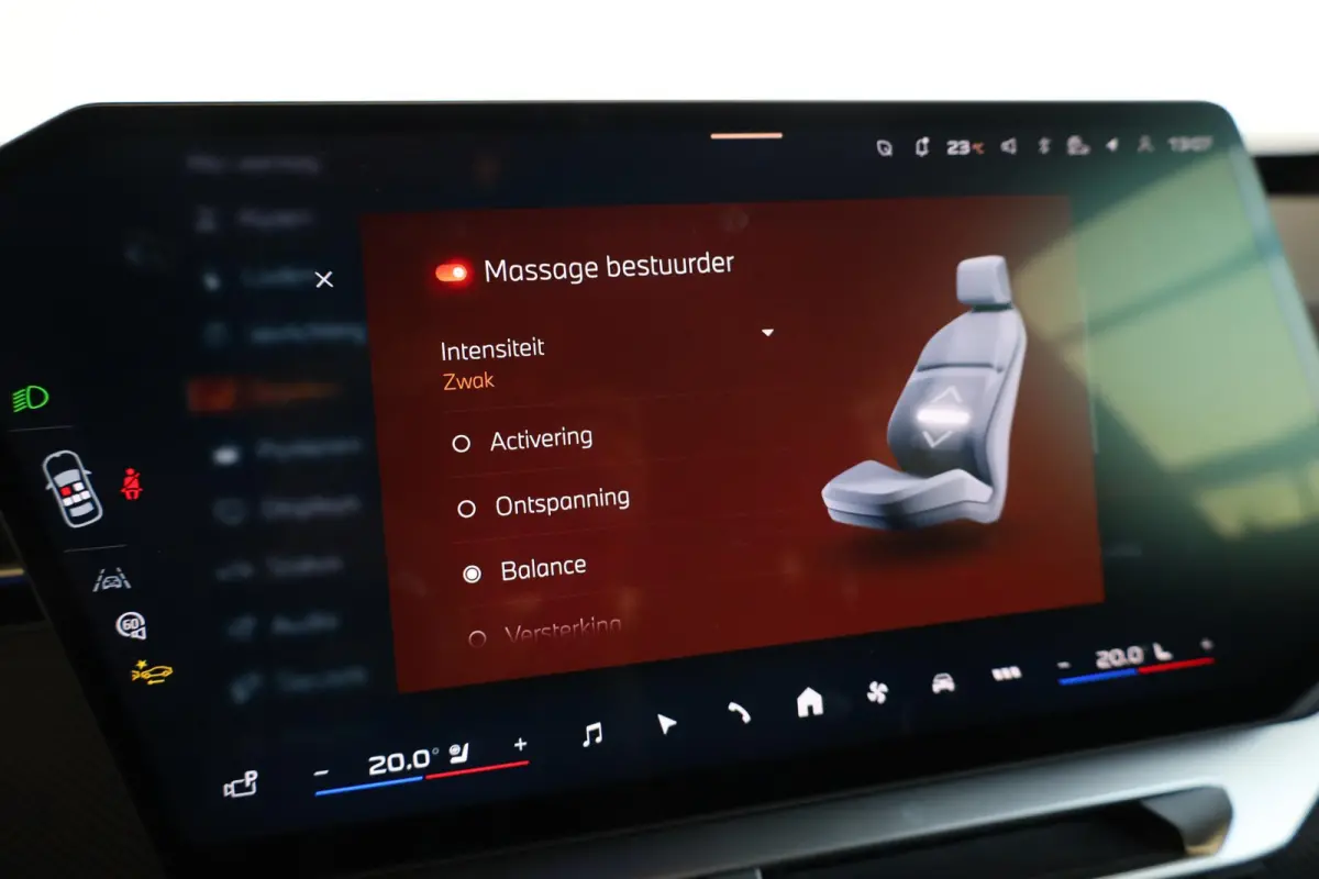 50 xDrive | M Sport Pro | Panoramadak | Head-Up Display | Trekhaak
