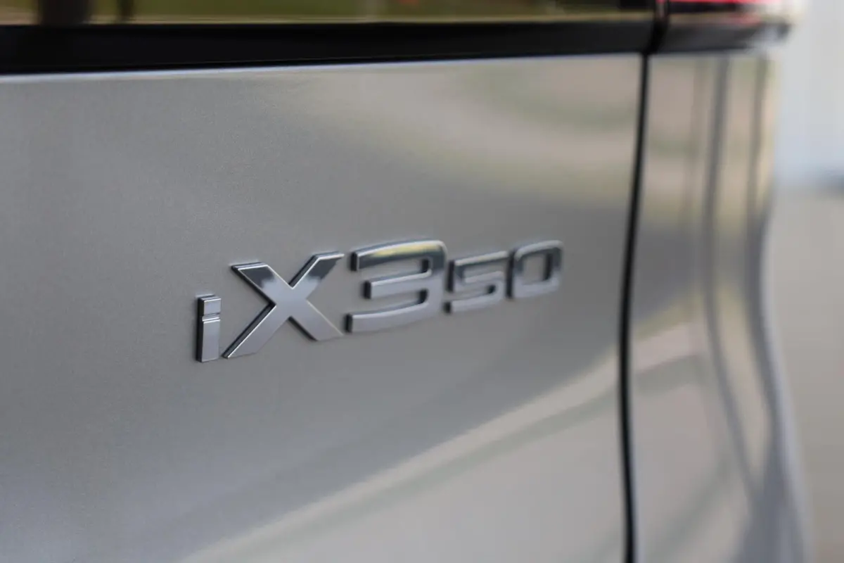50 xDrive | M Sport Pro | Panoramadak | Head-Up Display | Trekhaak