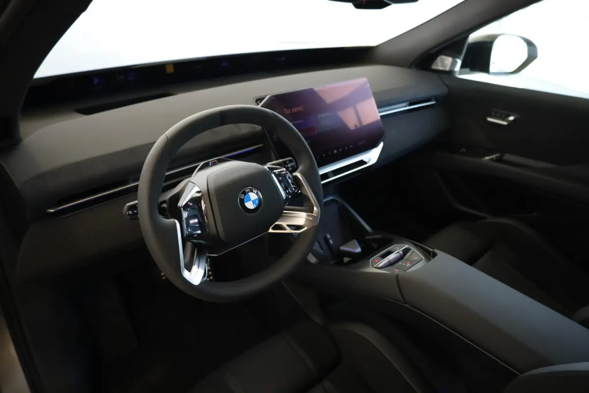 50 xDrive | M Sport Pro | Panoramadak | Head-Up Display | Trekhaak