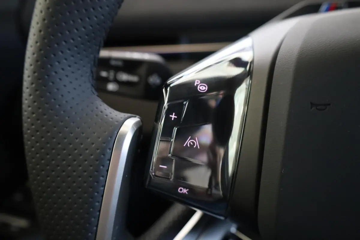 50 xDrive | M Sport Pro | Panoramadak | Head-Up Display | Trekhaak