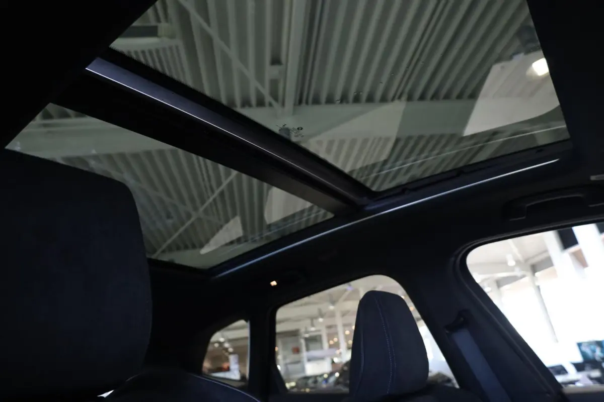 225e xDrive | M Sport Pro | Panoramadak | Head-Up Display | Harman Kardon