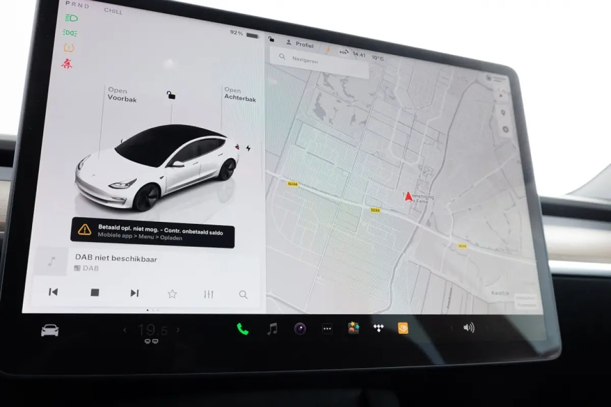 Long Range AWD 75 kWh *SOH 95%* LEDER | PANORAMADAK