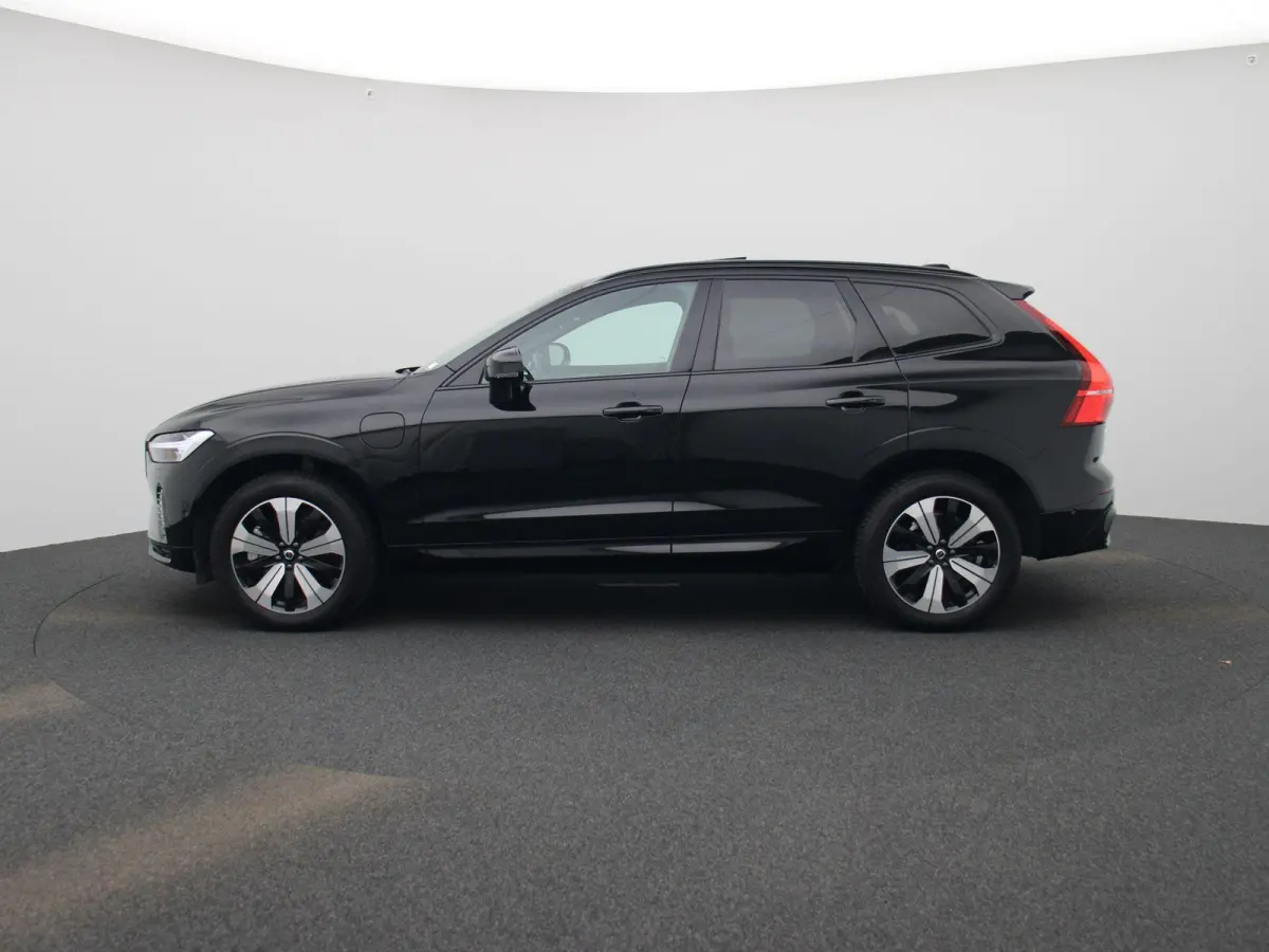 T6 Plug-in hybrid AWD Plus Dark