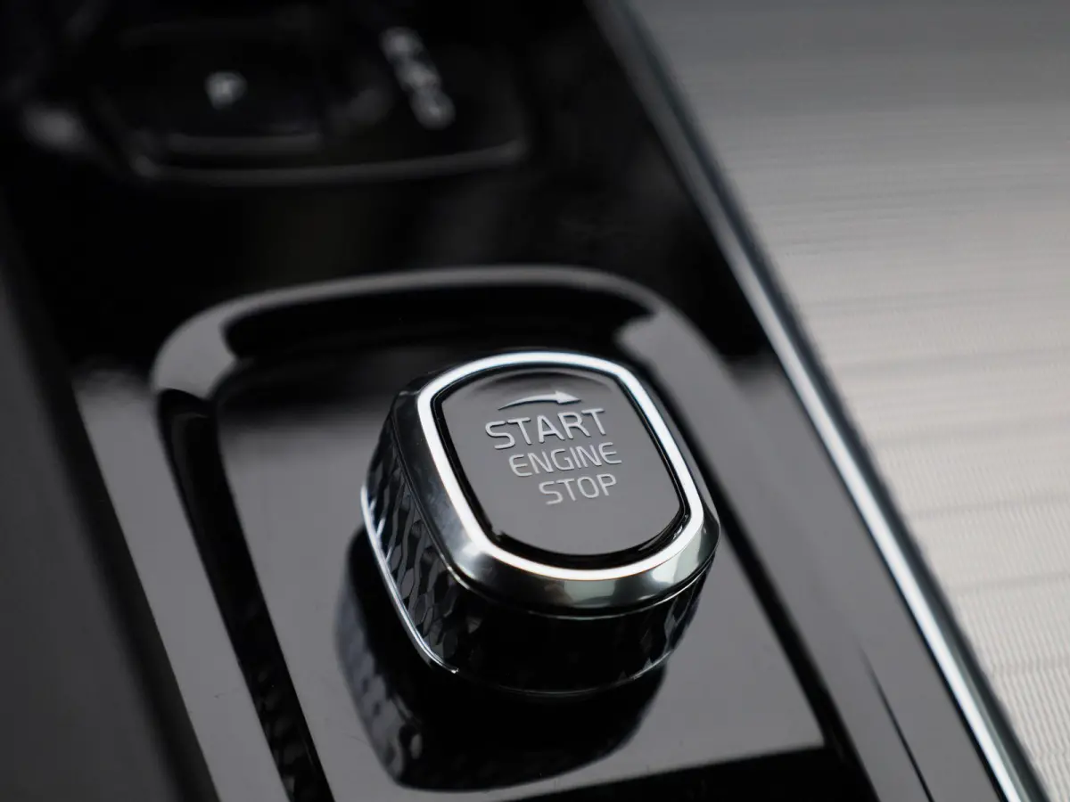 T6 Plug-in hybrid AWD Plus Dark