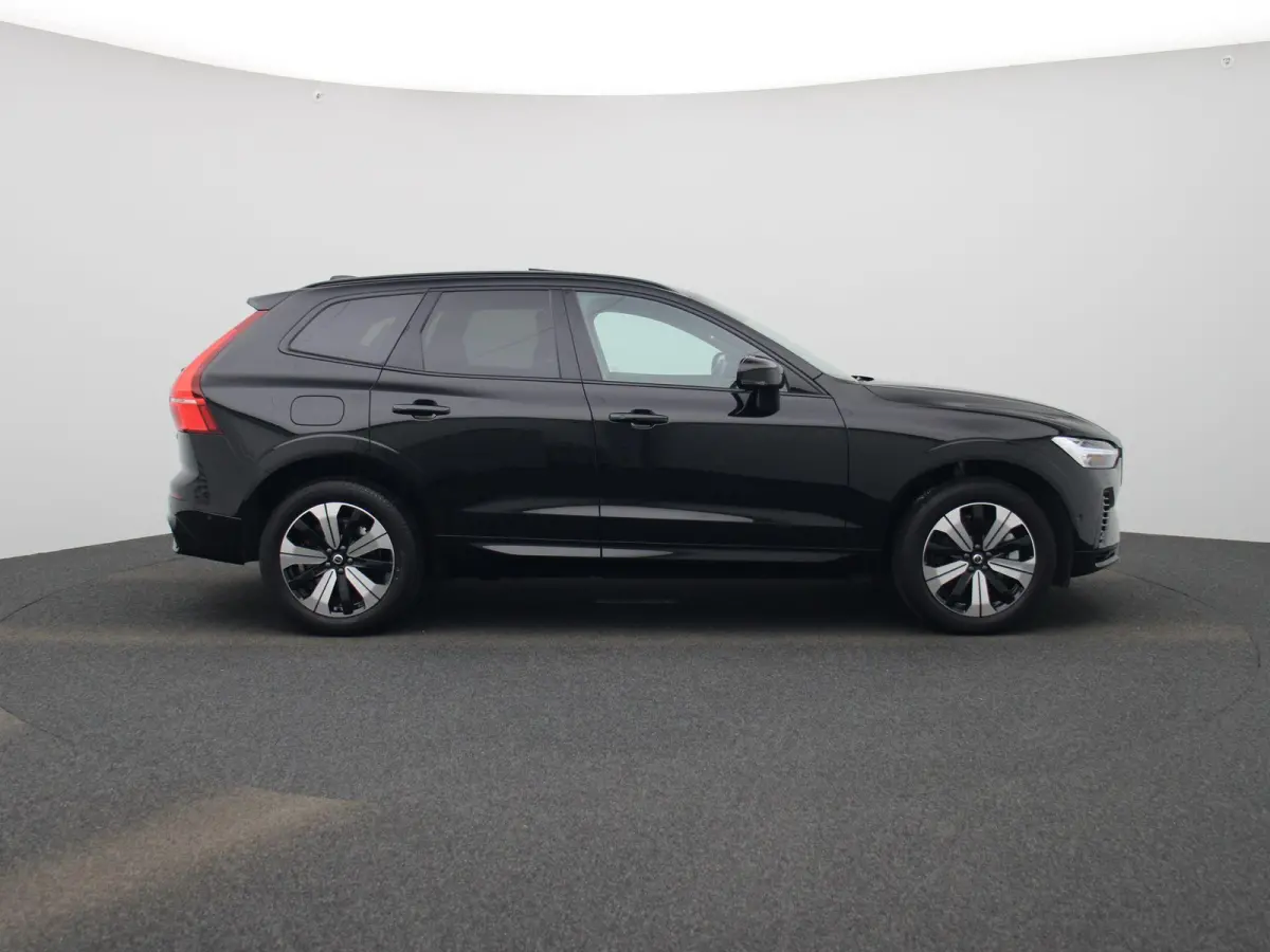 T6 Plug-in hybrid AWD Plus Dark