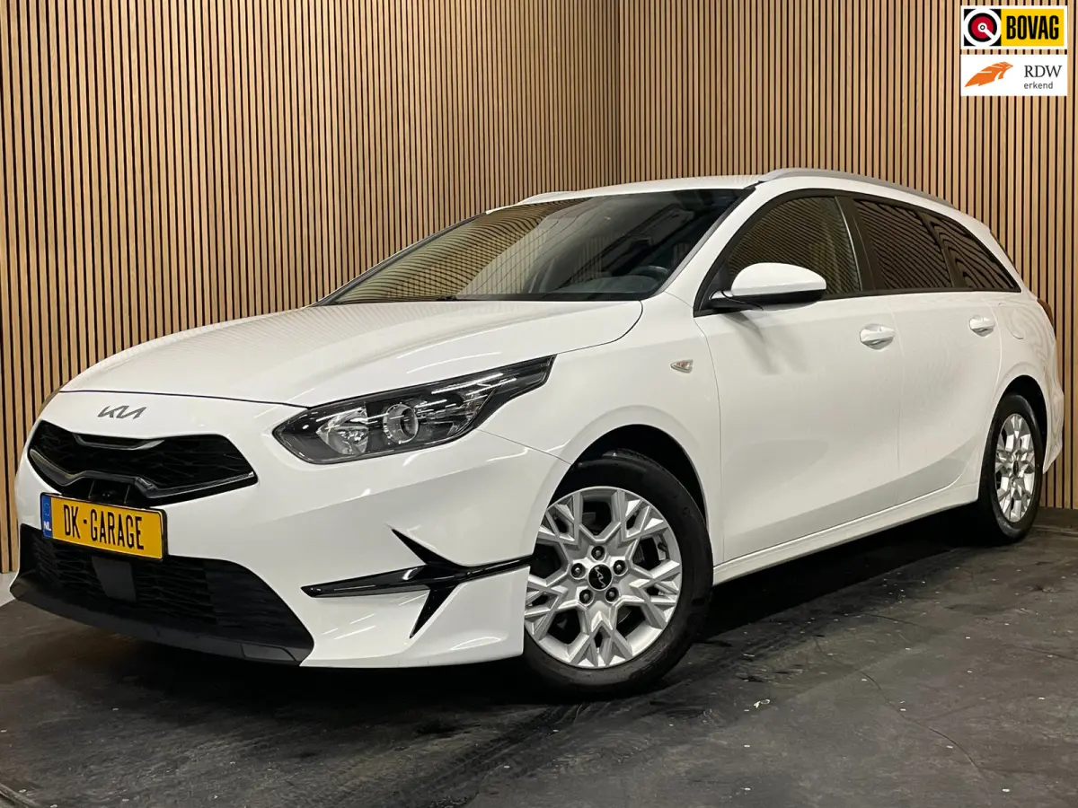 1.0 T-GDi DynamicLine|APPLE CARPLAY, ANDROID AUTO|STOEL-,STUURVERW|CAMERA|CRUISE,CLIMATE|1E EIG.|INCL.BTW|