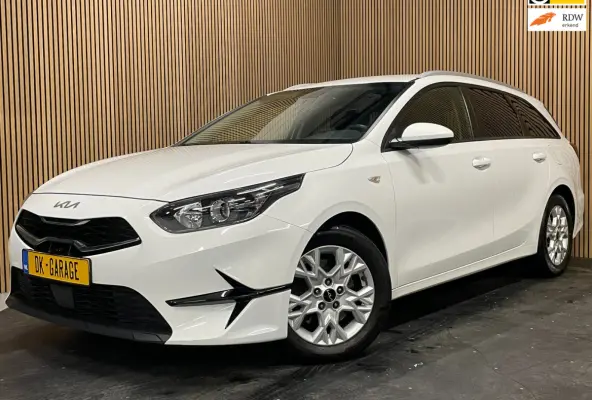 1.0 T-GDi DynamicLine|APPLE CARPLAY, ANDROID AUTO|STOEL-,STUURVERW|CAMERA|CRUISE,CLIMATE|1E EIG.|INCL.BTW|