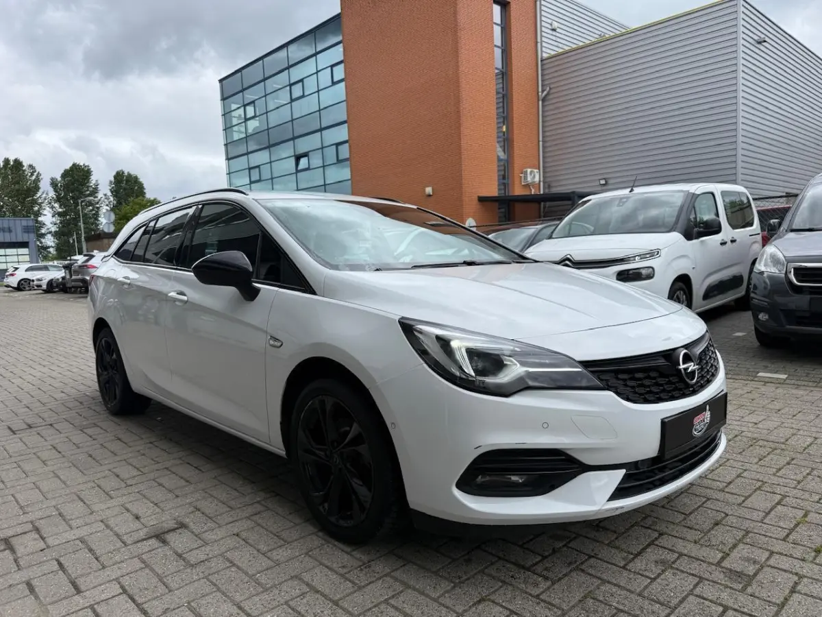 1.2 Benzine Black Edition Trekhaak