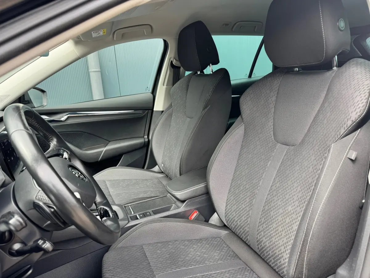 1.4 TSI iV PHEV * Digitale teller * 2x Memory * Head-Up *