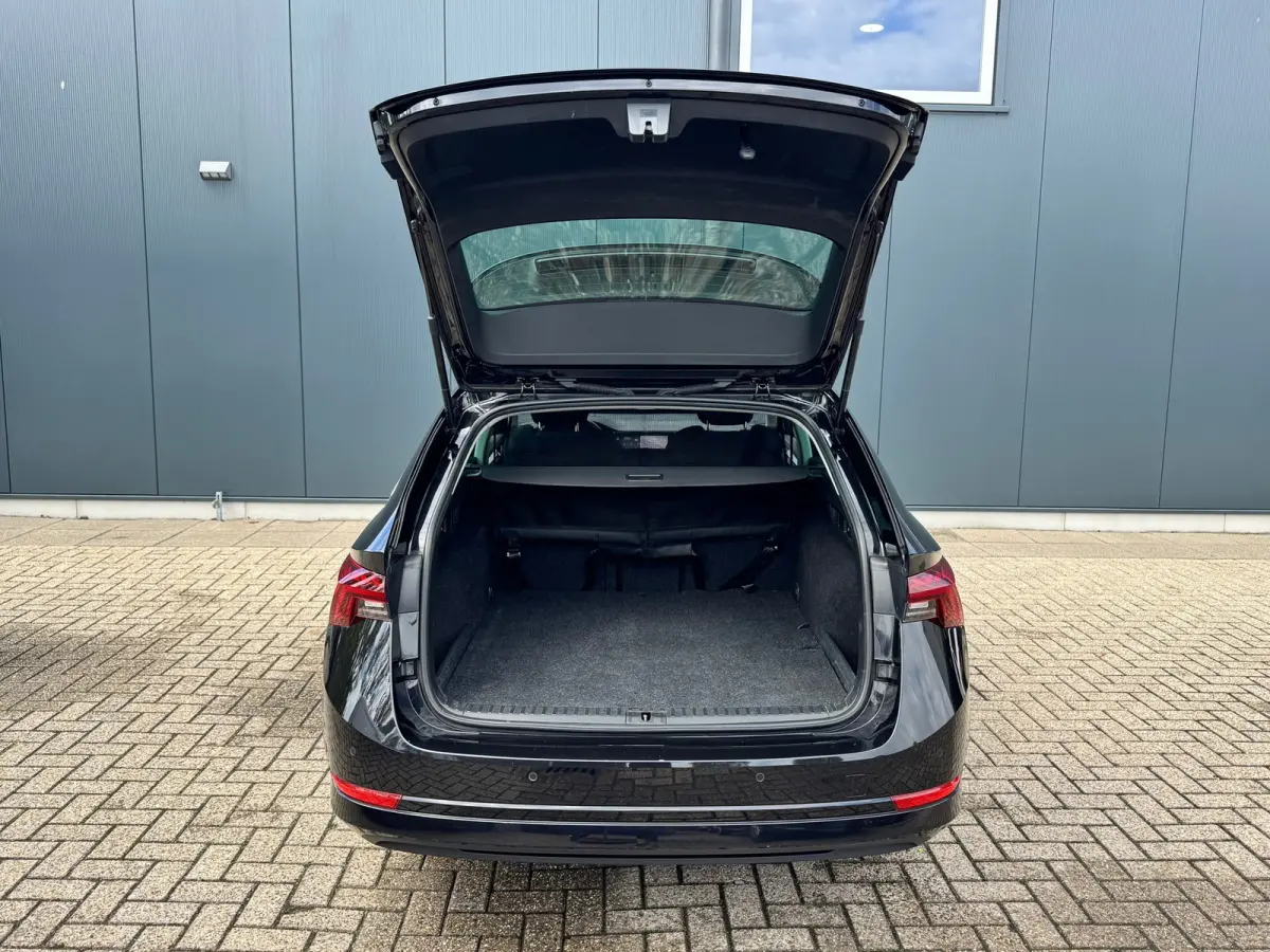 1.4 TSI iV PHEV * Digitale teller * 2x Memory * Head-Up *