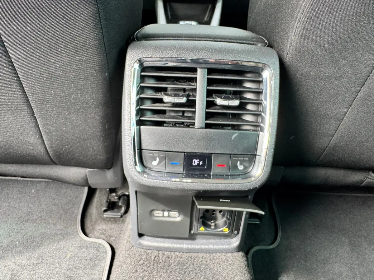 1.4 TSI iV PHEV * Digitale teller * 2x Memory * Head-Up *