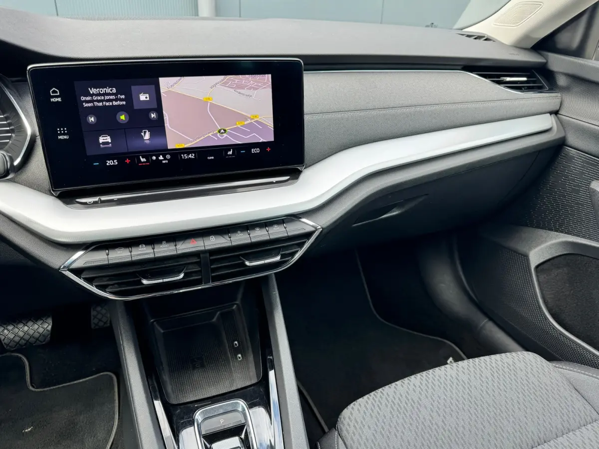 1.4 TSI iV PHEV * Digitale teller * 2x Memory * Head-Up *