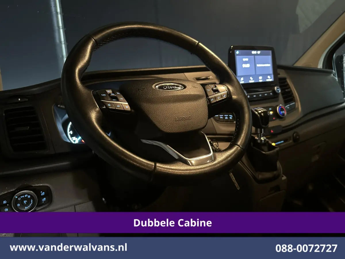 2.0 TDCI 170pk L2H1 Dubbele Cabine Euro6 Airco | 5-Zits | 2x Zijdeur | Camera | LED Apple Carplay, Android Auto, Cruisecontrol, Parkeersensoren, Stoelverwarming, Verwarmde voorruit 2800kg tr