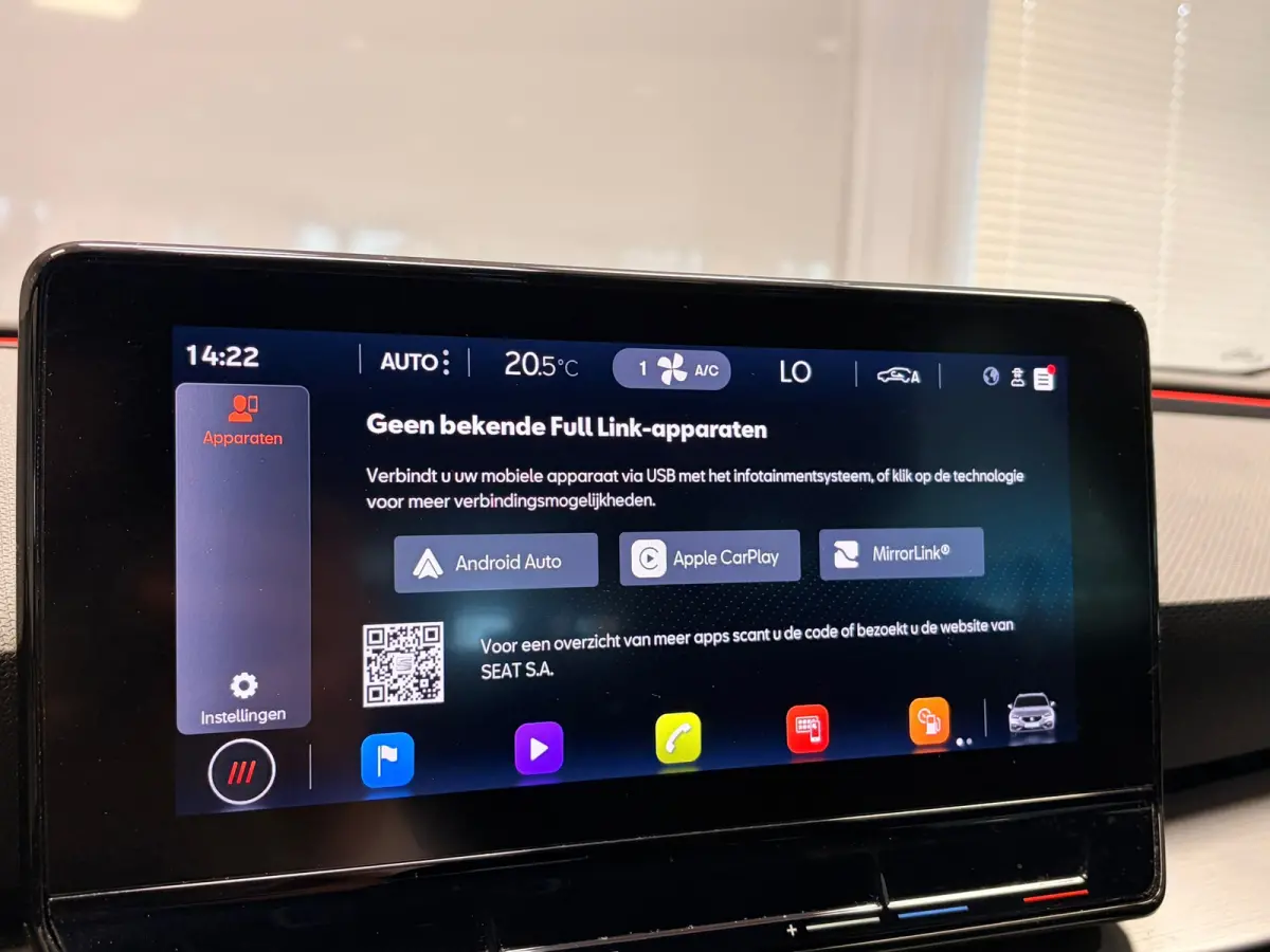 1.5 TSI FR Business Intense | LED | CAMERA | CAR PLAY |