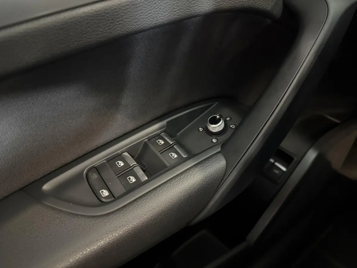 50 TFSI e quattro Pro Line S Line Plugin Hybrid Navigatie Cruise Control Climate Control LED Koplampen Parkeersensoren Rondom Stoelverwarming Virtual Cockpit
