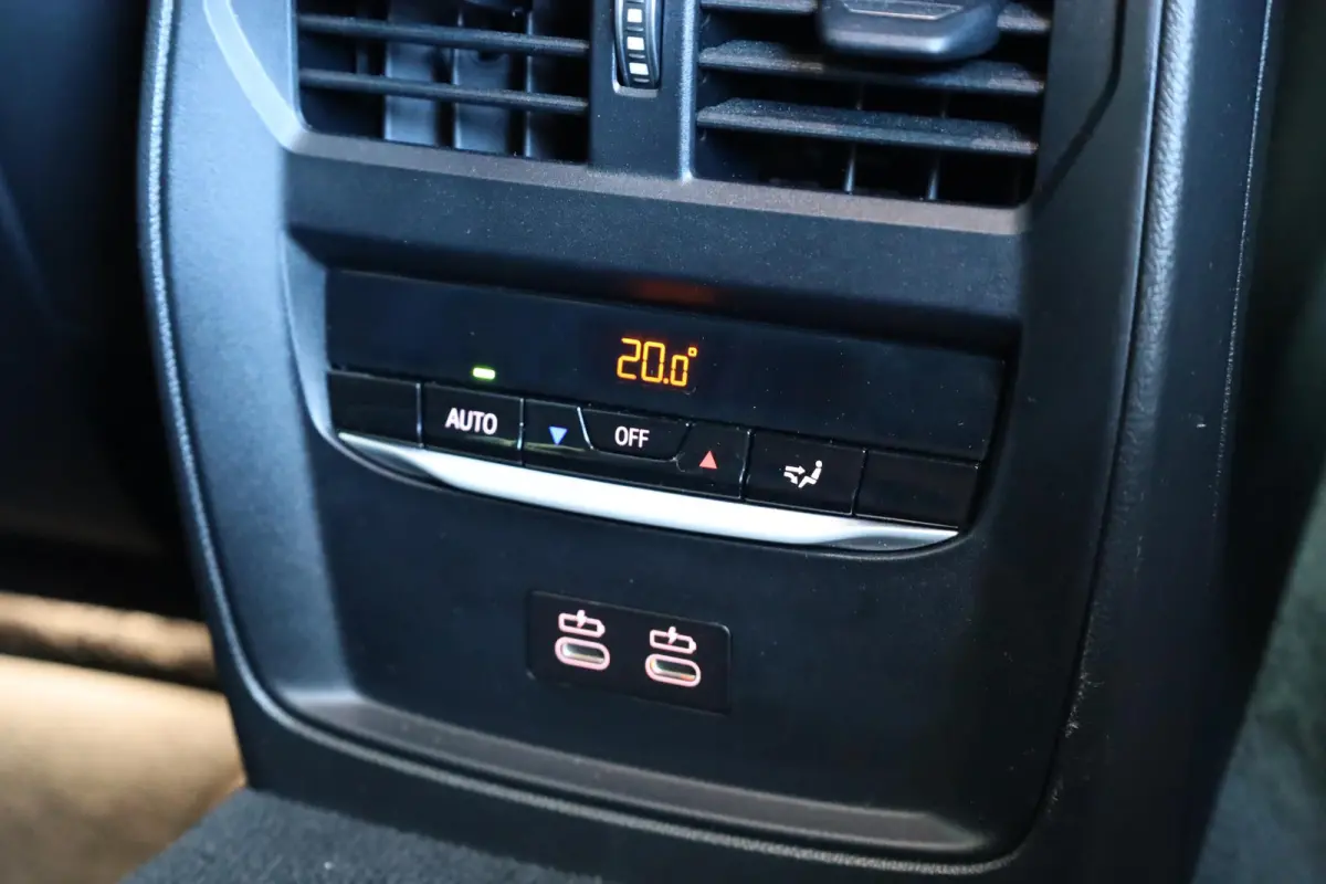 M340i xDrive M Sport Pro | LCI | Driving Assistant Professional | Elektrisch verstelbare stoelen | Harman Kardon
