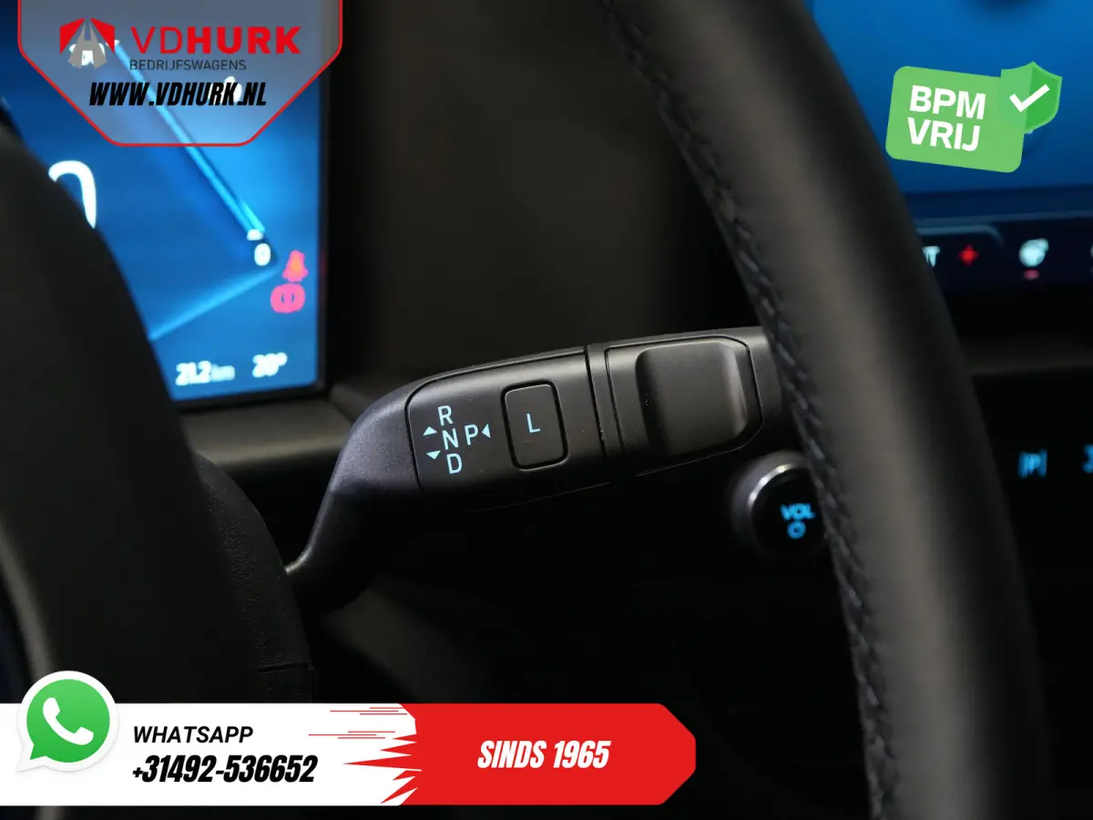 Trend 65 kWh 330 km WLTP Garantie t/m 2029/ LED/ Standkachel/ Snellader/ 2.3t Trekverm./ Stuurverw./ Stoelverw./ Carplay/ Camera/ PDC/ Cruise