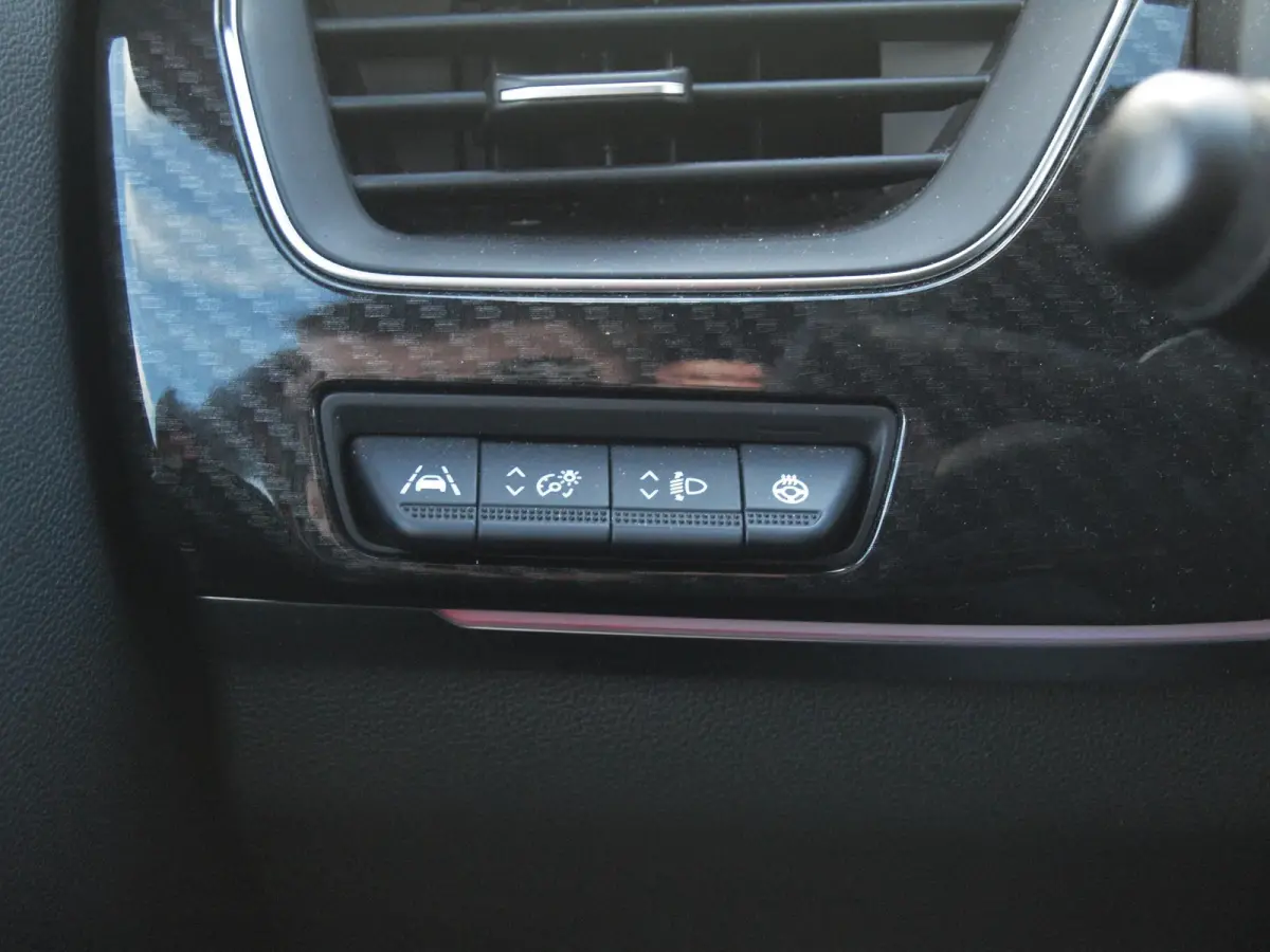 1.6 E-Tech Hybrid 145 R.S. Line | Camera | Cruise Control | Stoel/Stuurverwarming | NL-Auto
