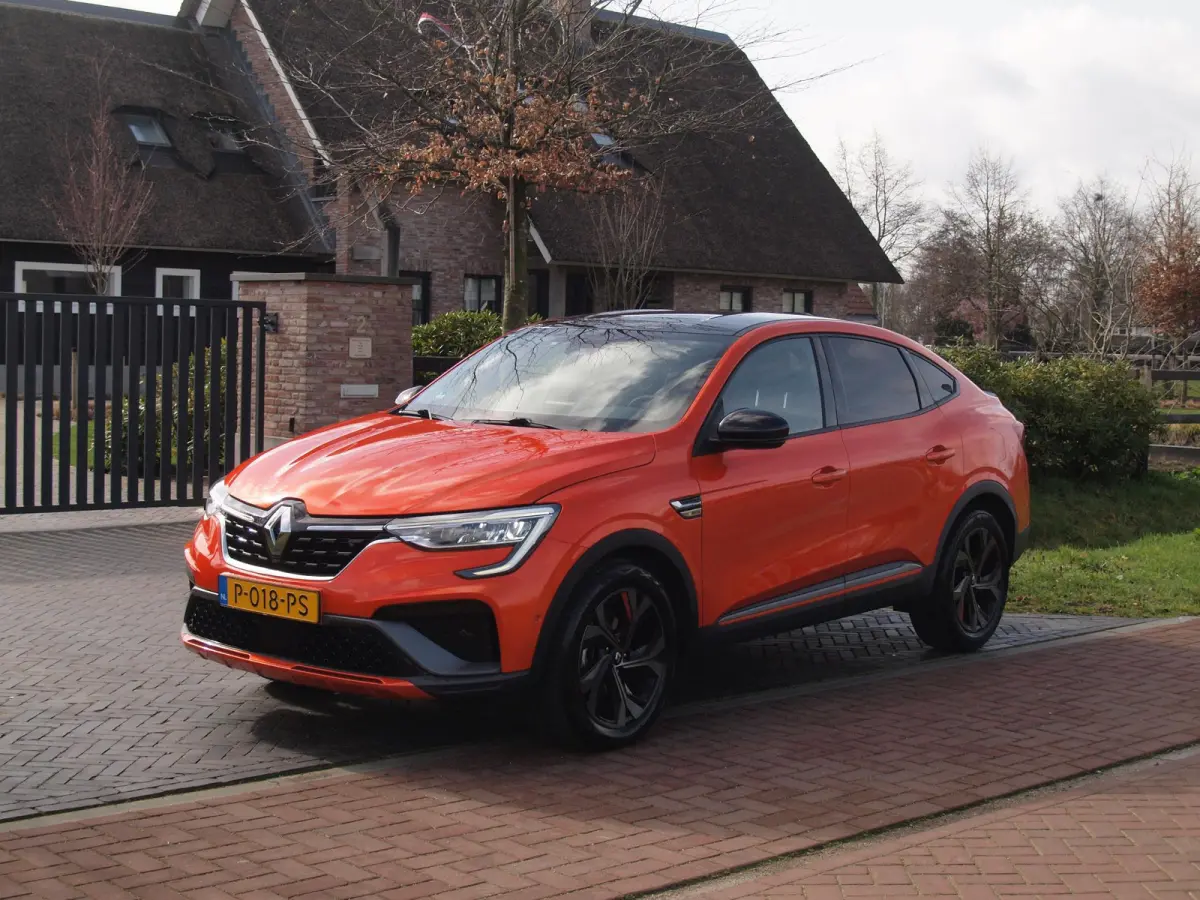 1.6 E-Tech Hybrid 145 R.S. Line | Camera | Cruise Control | Stoel/Stuurverwarming | NL-Auto