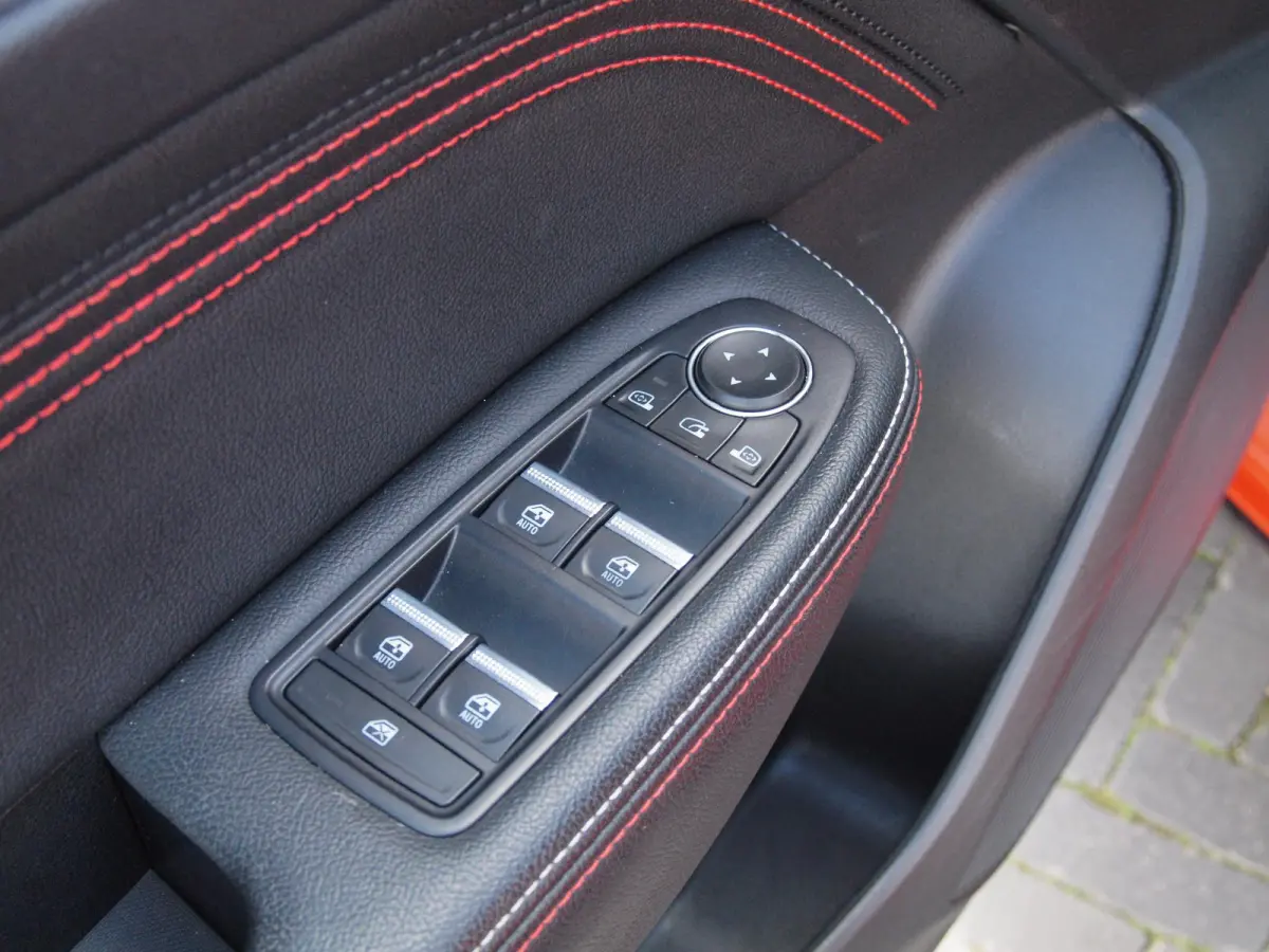 1.6 E-Tech Hybrid 145 R.S. Line | Camera | Cruise Control | Stoel/Stuurverwarming | NL-Auto