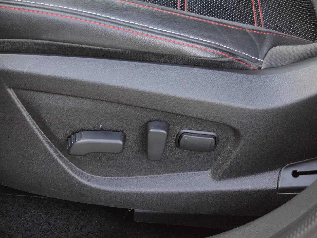 1.6 E-Tech Hybrid 145 R.S. Line | Camera | Cruise Control | Stoel/Stuurverwarming | NL-Auto