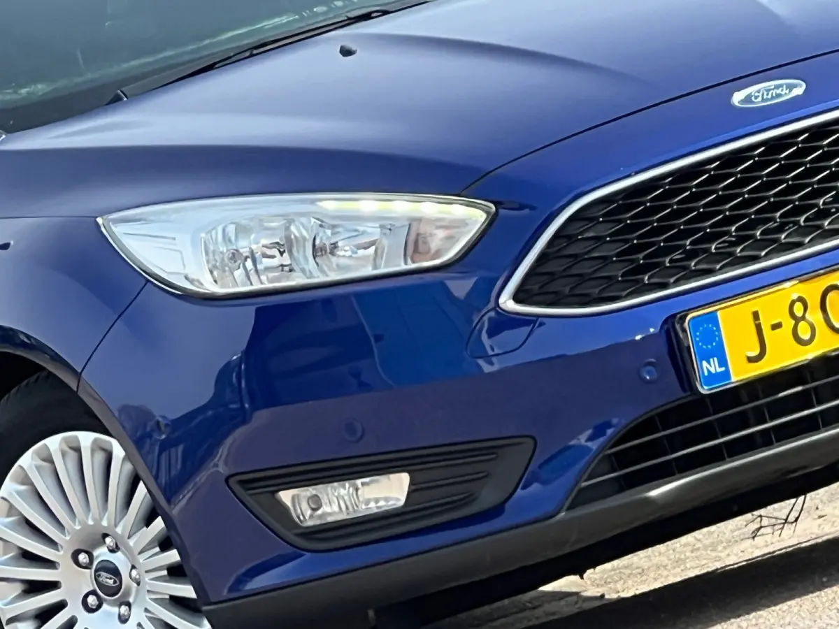 1.0 Titanium - Deep Impact Blue - Stoel/Stuur/Voorraam verwarming