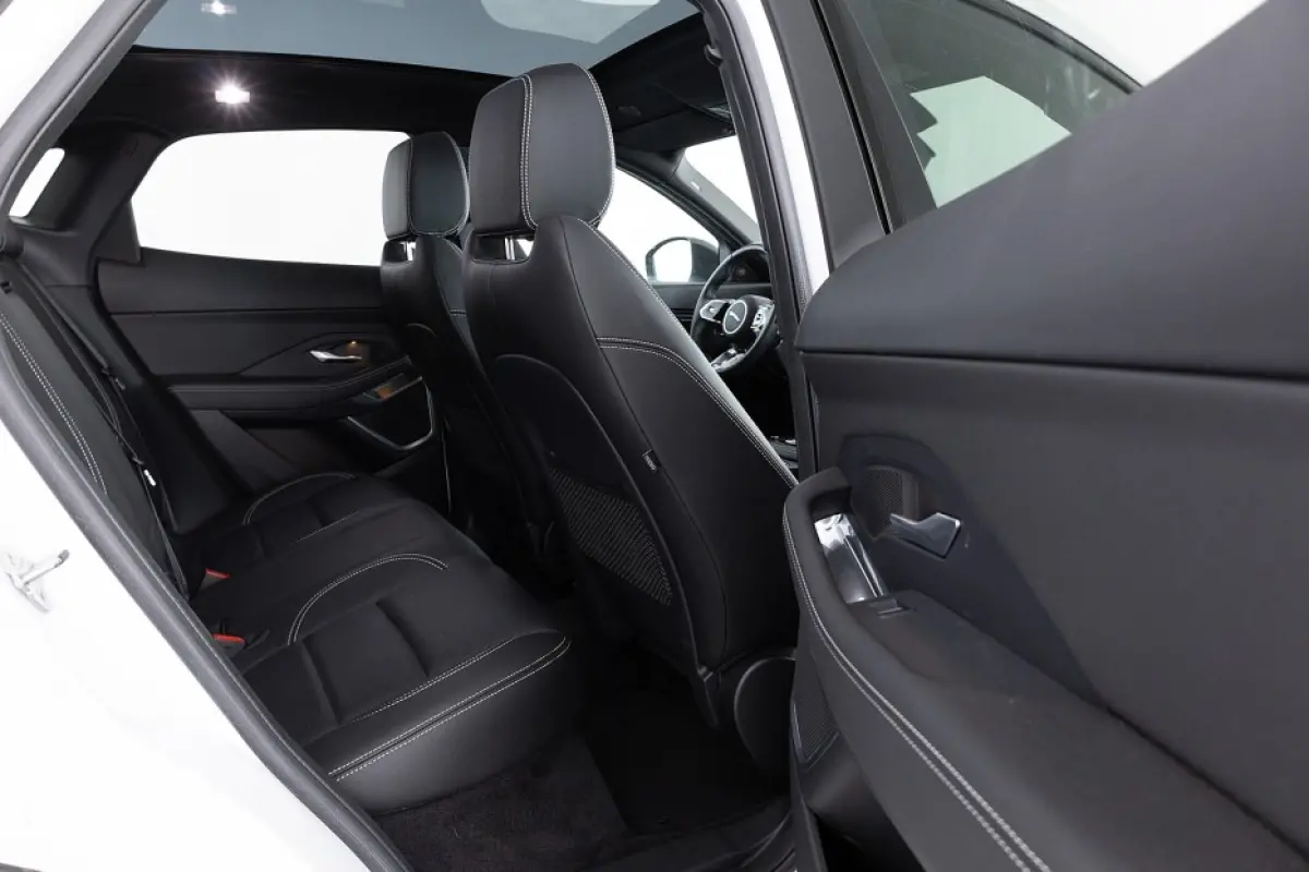 1.5 P300e AWD R-Dynamic SE | LEDER | PANORAMADAK | PHEV