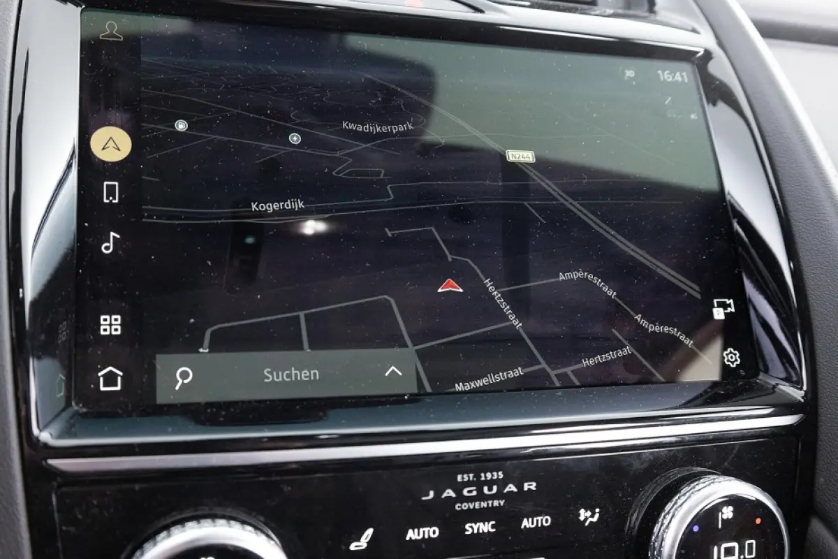1.5 P300e AWD R-Dynamic SE | LEDER | PANORAMADAK | PHEV