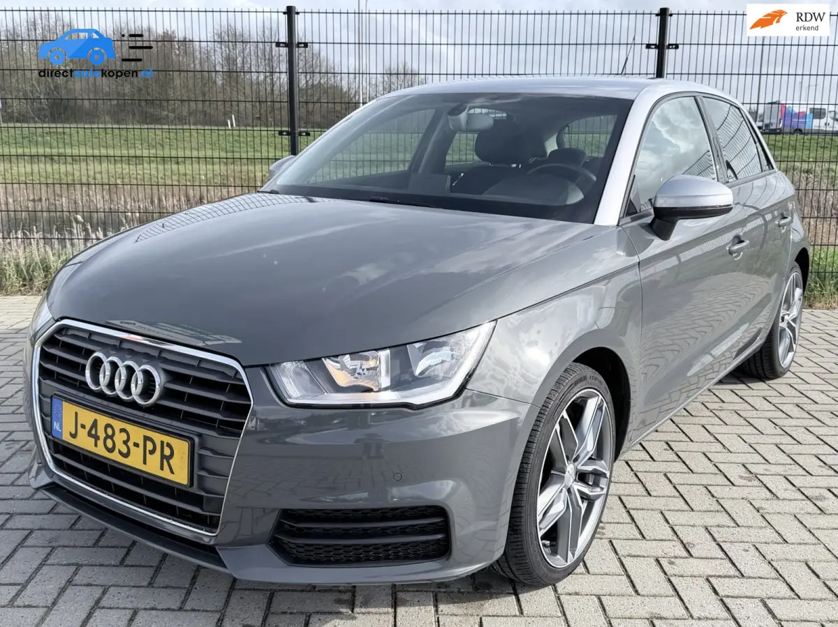 1.0 TFSI | NAVI | Airco | PDC | 17"LMV
