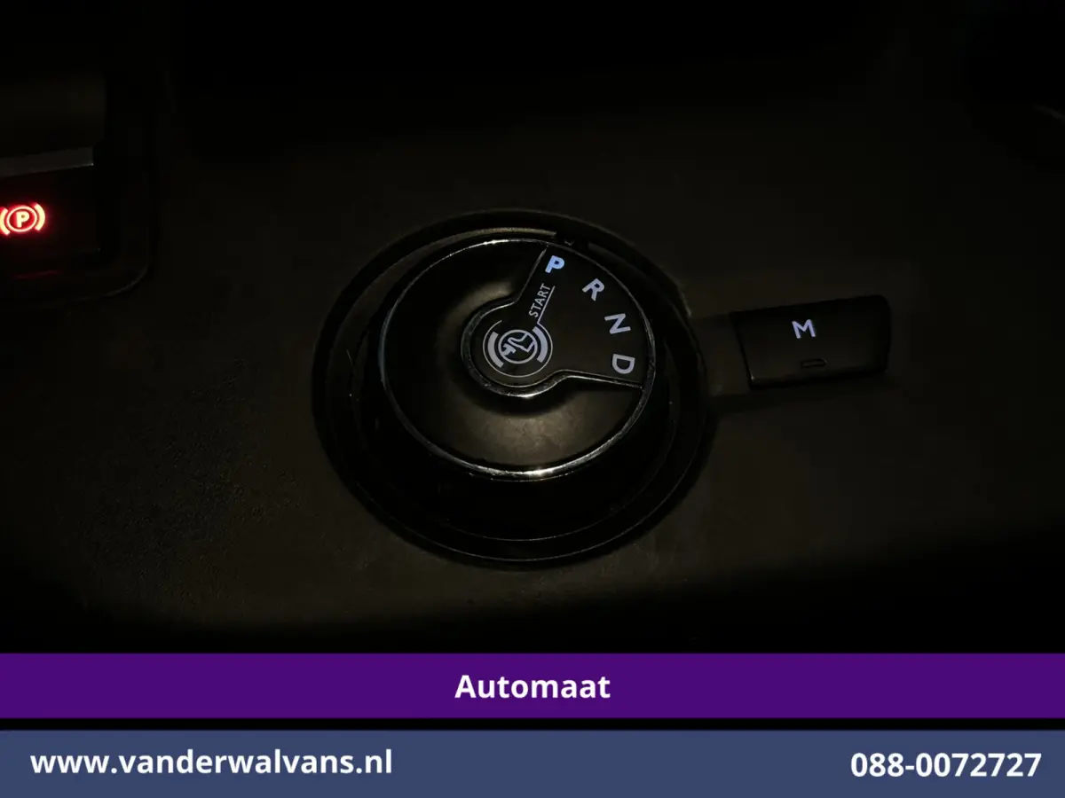 1.2 PureTech 130pk Automaat Benzine L1H1 Euro6 Airco | Navigatie | Camera | Apple Carplay | Cruisecontrol Android Auto, Parkeersensoren
