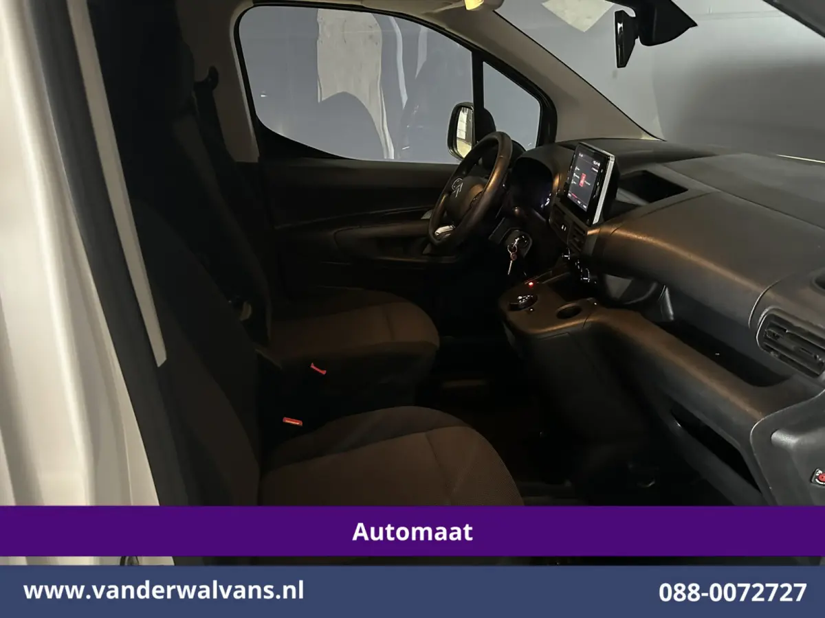 1.2 PureTech 130pk Automaat Benzine L1H1 Euro6 Airco | Navigatie | Camera | Apple Carplay | Cruisecontrol Android Auto, Parkeersensoren